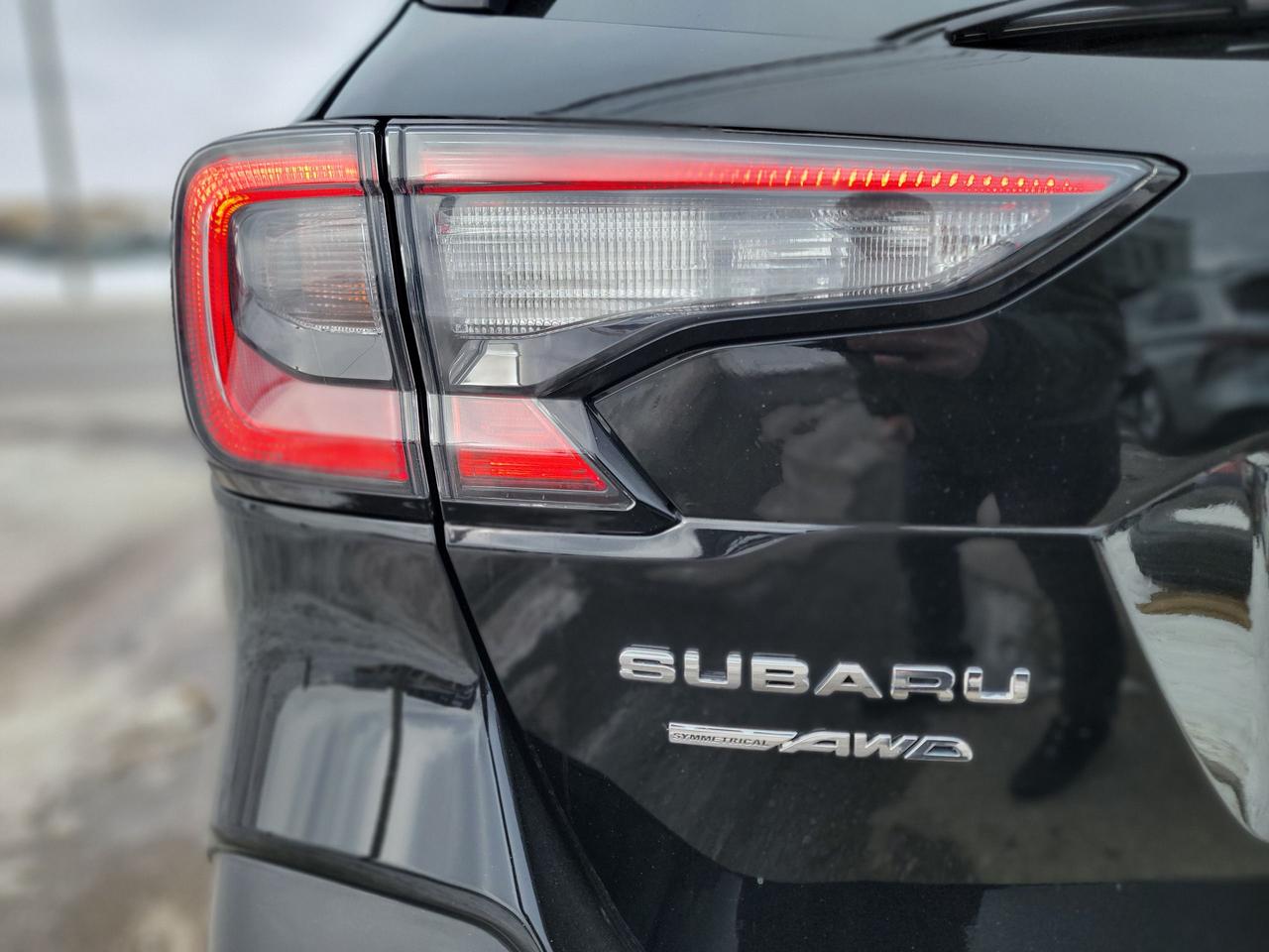 2022 Subaru Outback LIMITED Photo