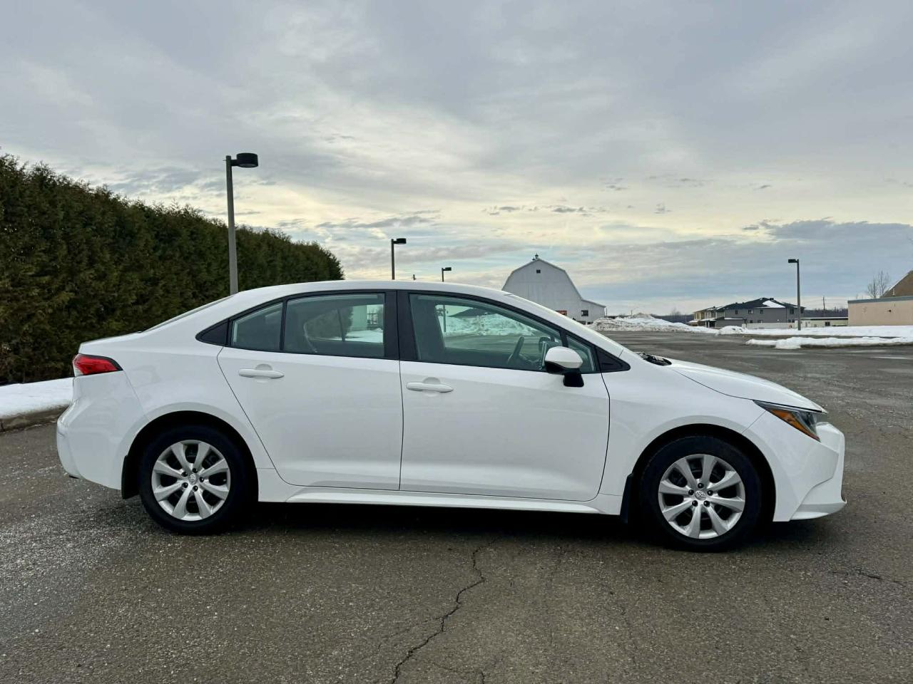 2020 Toyota Corolla LE - CERTIFIED Photo