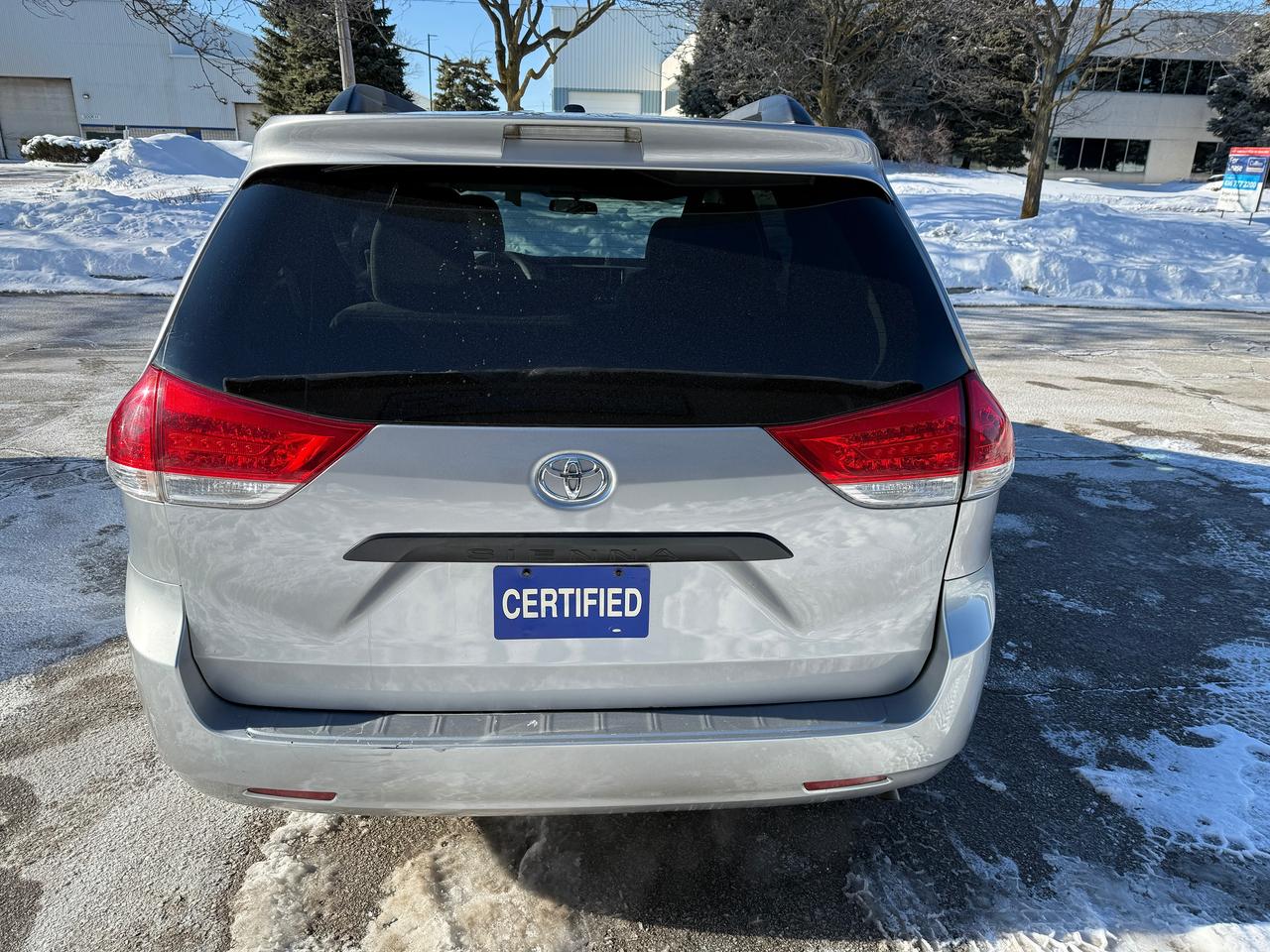 2012 Toyota Sienna 5dr V6 7-Pass FWD..VERY CLEAN..CERTIFIED! Photo