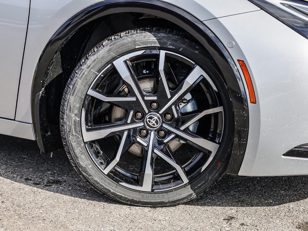 2026 Toyota Prius Plug-In Hybrid XSE Premium $8000 IN TOTAL SAVINGS AVAILABLE!! Photo