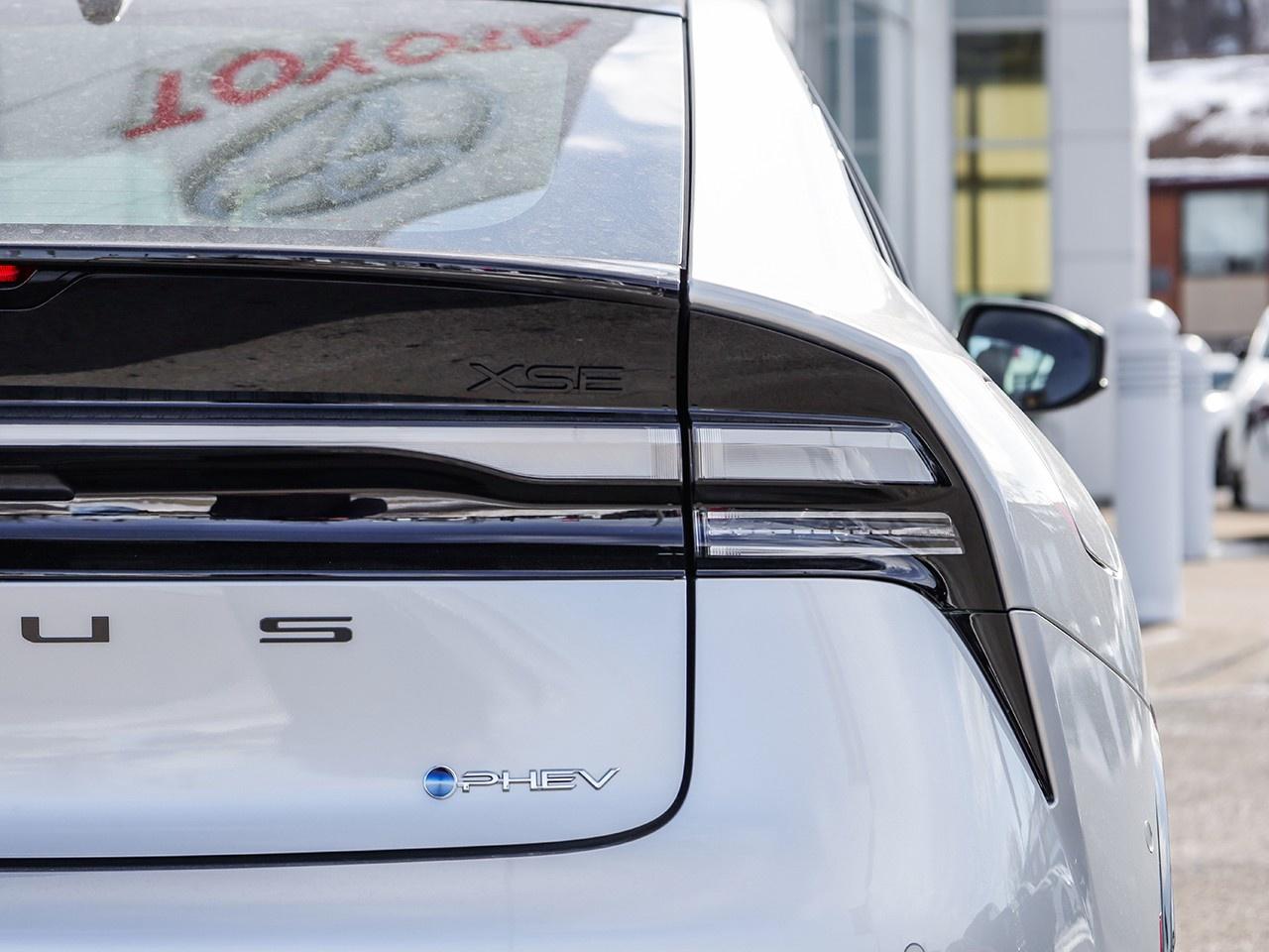 2026 Toyota Prius Plug-In Hybrid XSE Premium $8000 IN TOTAL SAVINGS AVAILABLE!! Photo