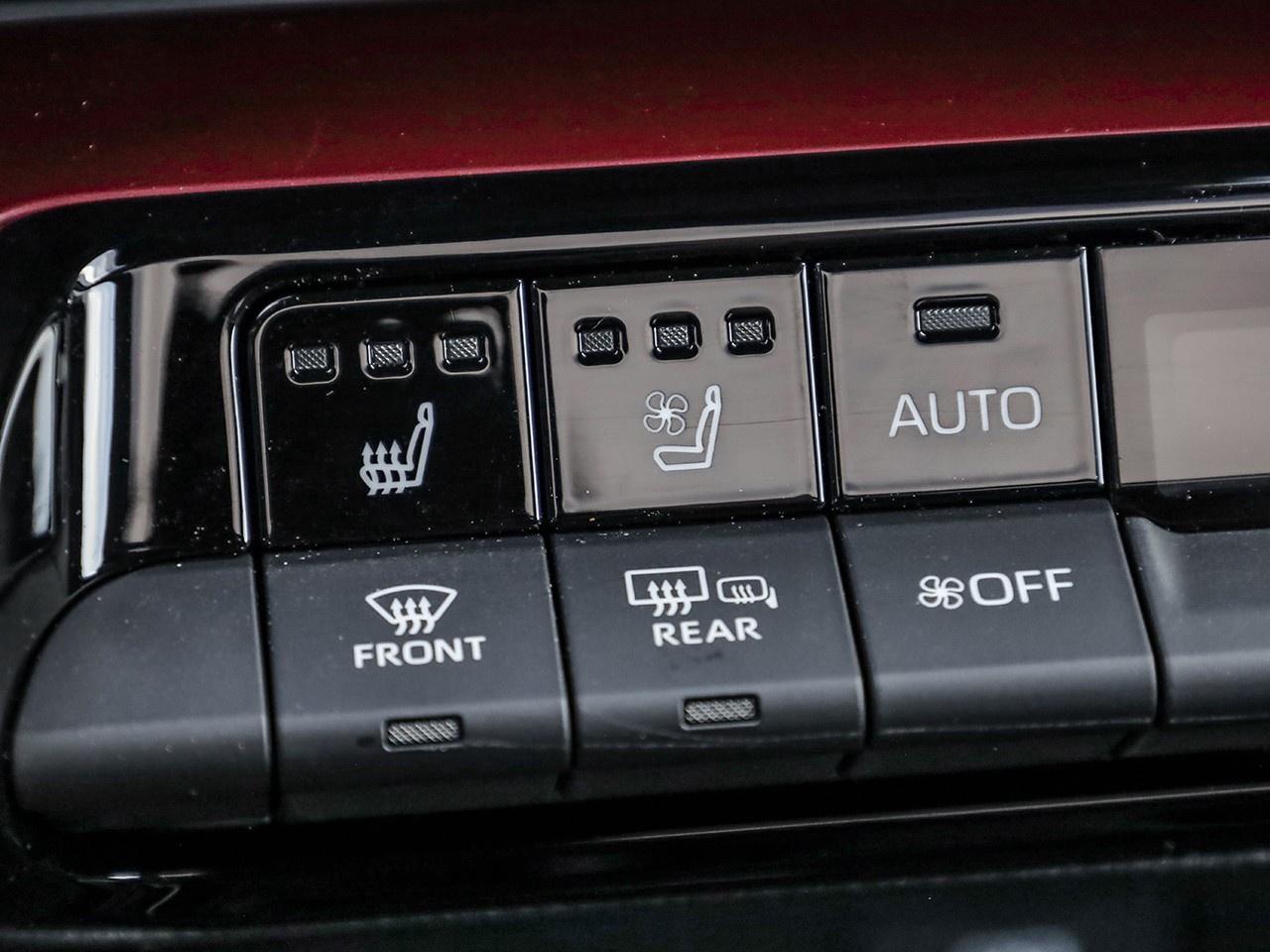 2026 Toyota Prius Plug-In Hybrid XSE Premium $8000 IN TOTAL SAVINGS AVAILABLE!! Photo