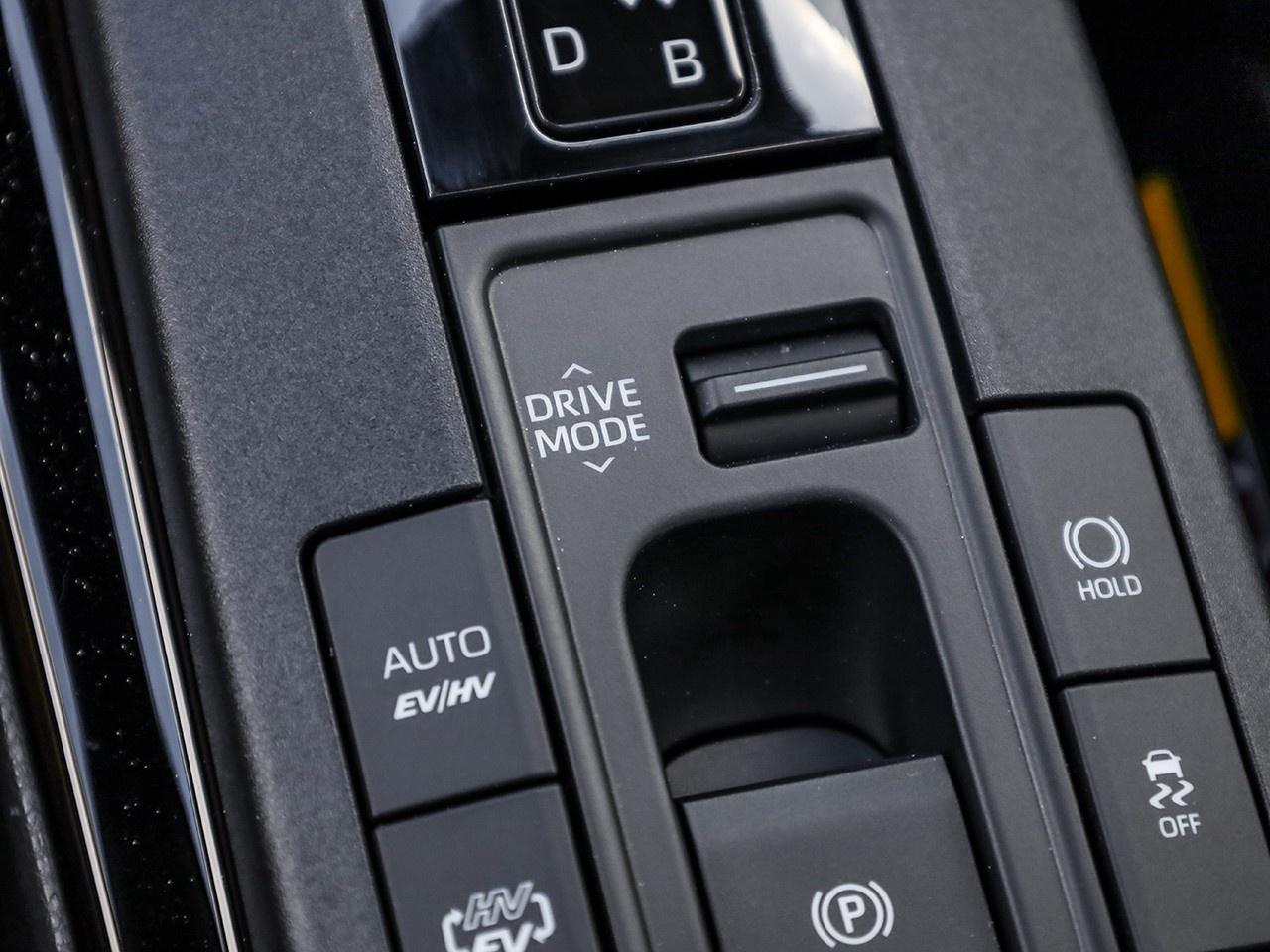 2026 Toyota Prius Plug-In Hybrid XSE Premium $8000 IN TOTAL SAVINGS AVAILABLE!! Photo