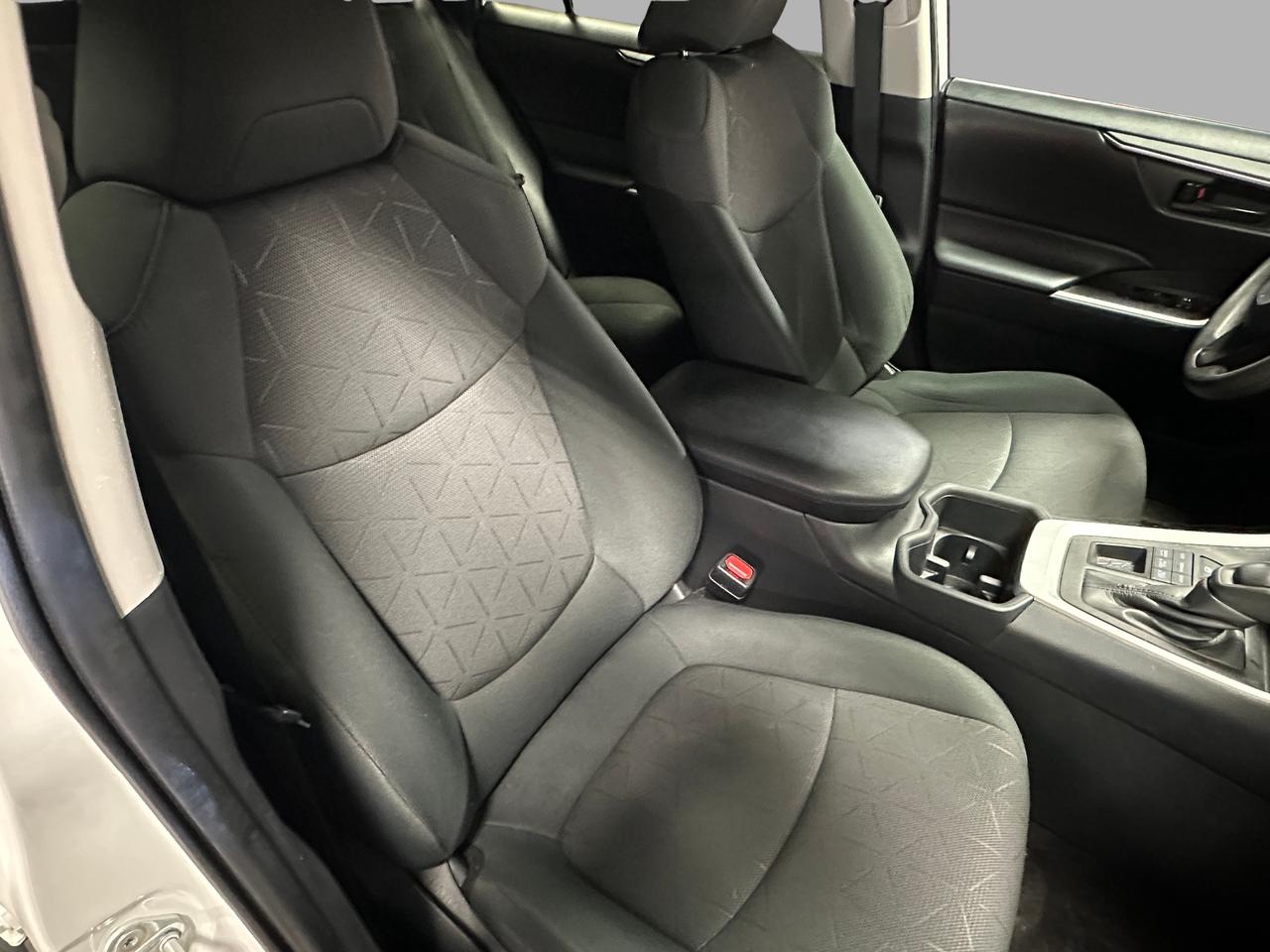 2023 Toyota RAV4 LE | CLEAN CARFAX | AWD | HEATED SEATS | Photo