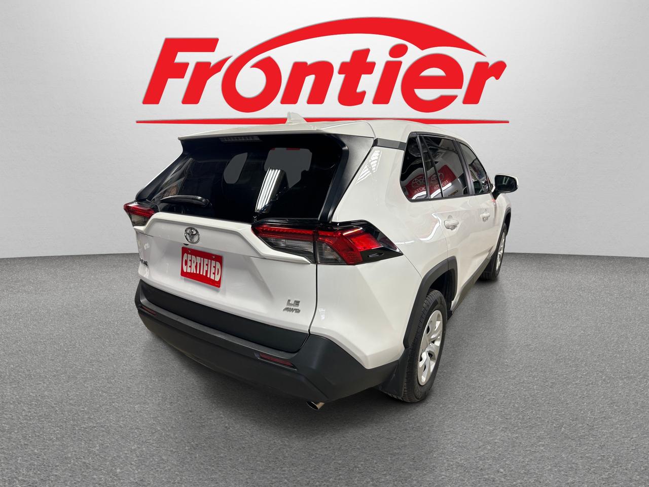2023 Toyota RAV4 LE | CLEAN CARFAX | AWD | HEATED SEATS | Photo4