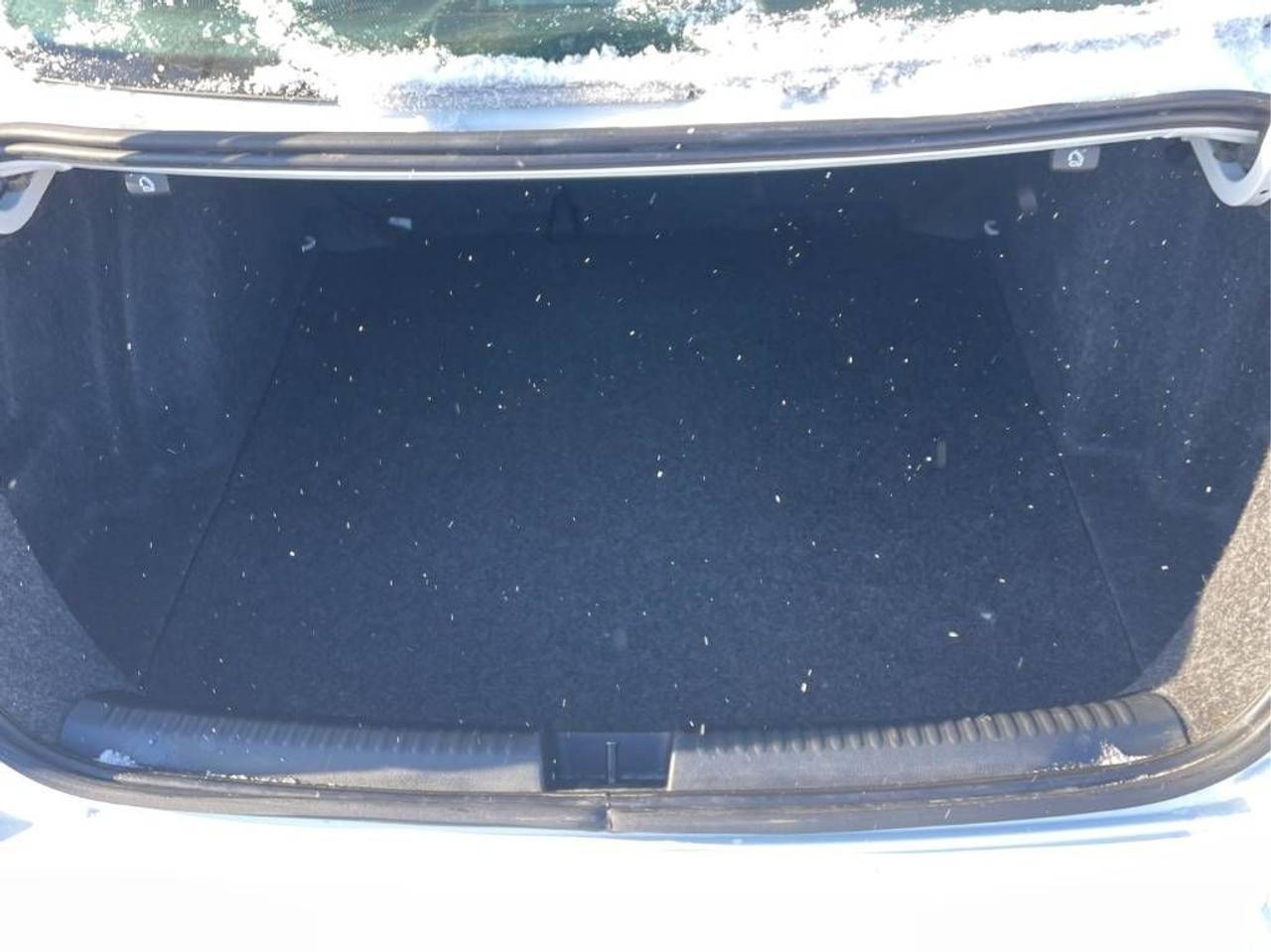 2017 Volkswagen Jetta Trendline+ 5SPD, HEATED SEATS, BACK-UP CAMERA!! Photo23