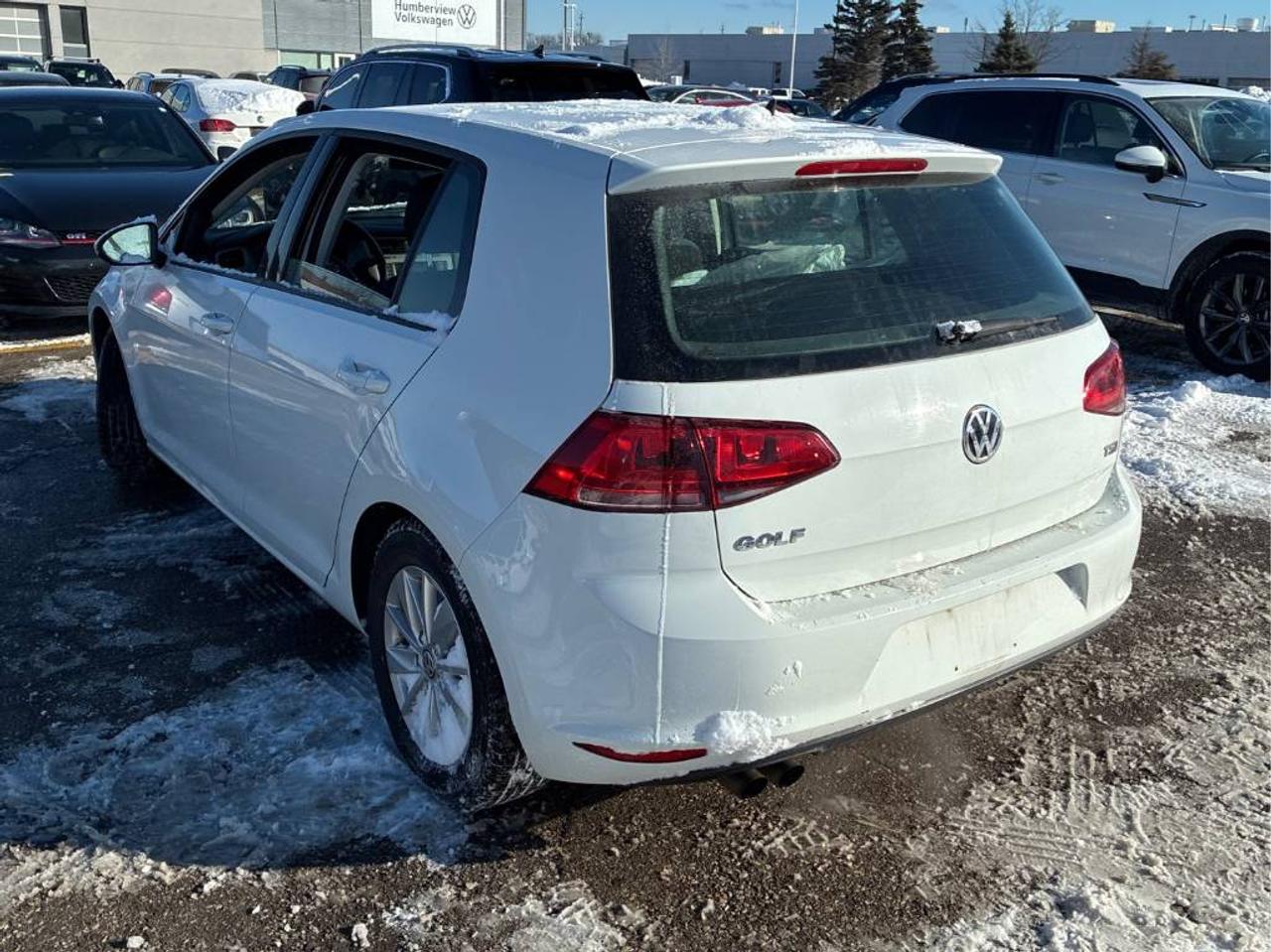 2016 Volkswagen Golf Trendline AUTO, HEATED SEATS, BACK-UP CAMERA!!! Photo6