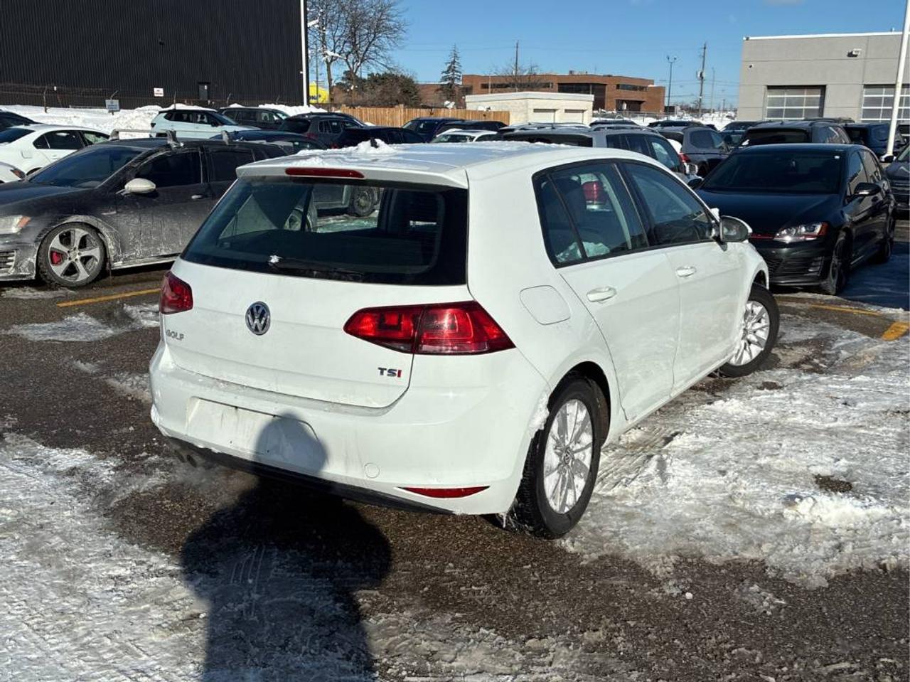 2016 Volkswagen Golf Trendline AUTO, HEATED SEATS, BACK-UP CAMERA!!! Photo34