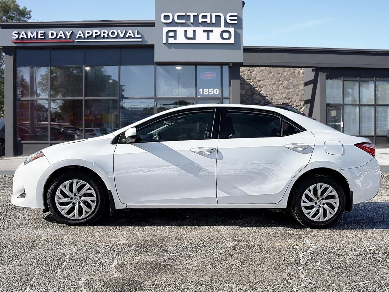 2019 Toyota Corolla LE CVT Photo2