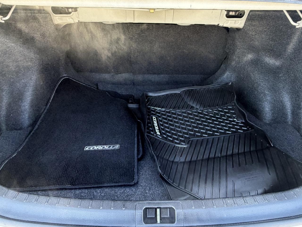 2019 Toyota Corolla LE CVT Photo