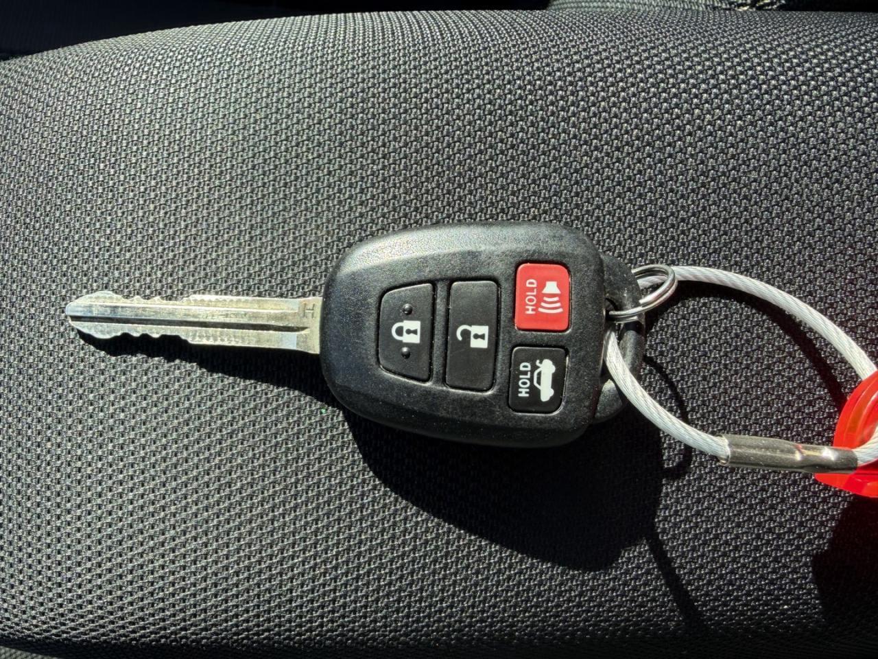 2019 Toyota Corolla LE CVT Photo