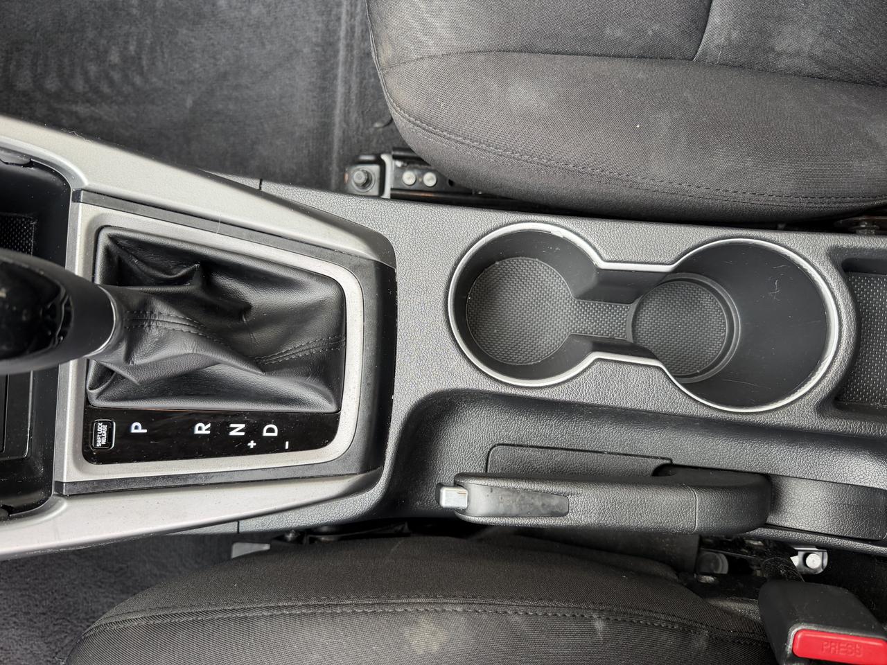 2015 Hyundai Elantra Sport Appearance pkg, AUTO, SUNROOF, HEATED SEATS! Photo27