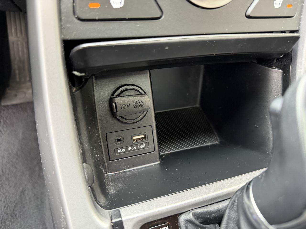 2015 Hyundai Elantra Sport Appearance pkg, AUTO, SUNROOF, HEATED SEATS! Photo62