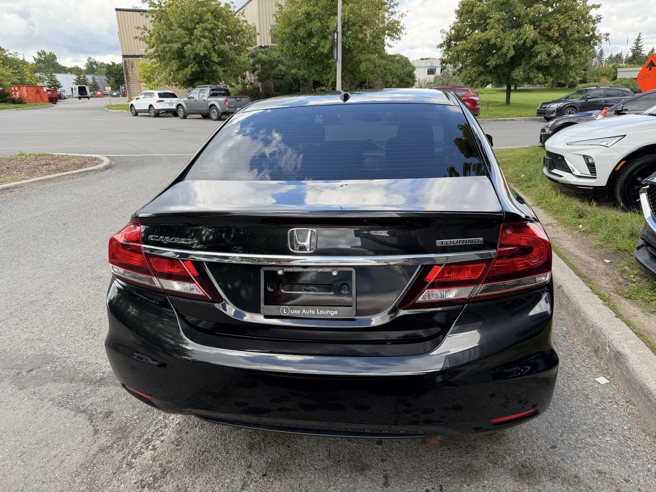2013 Honda Civic Touring AUTO, LEATHER, SUNROOF, NAV, HEATED SEATS! - Photo #8