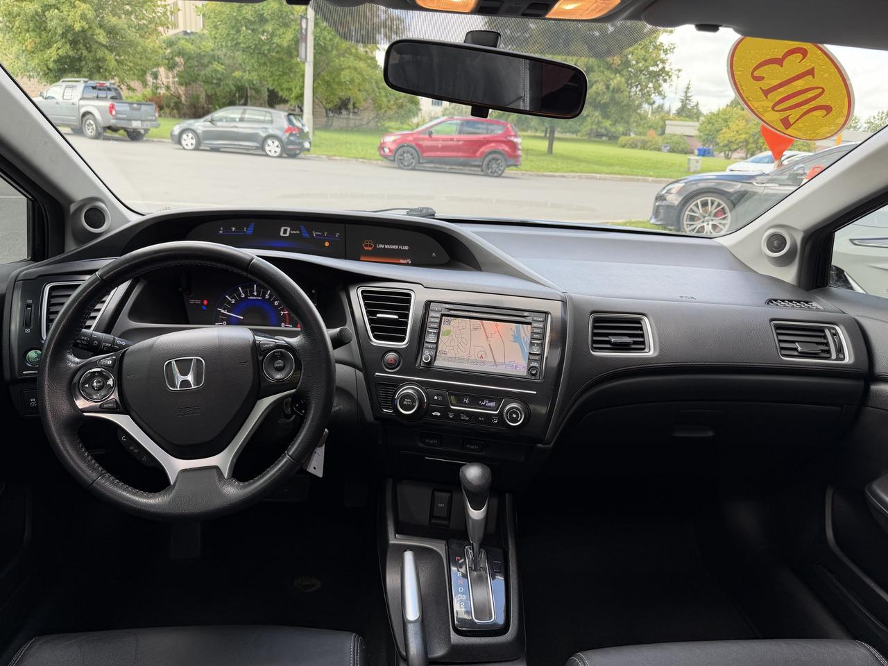 2013 Honda Civic Touring AUTO, LEATHER, SUNROOF, NAV, HEATED SEATS! - Photo #16