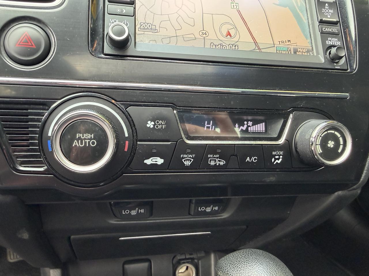 2013 Honda Civic Touring AUTO, LEATHER, SUNROOF, NAV, HEATED SEATS! - Photo #31