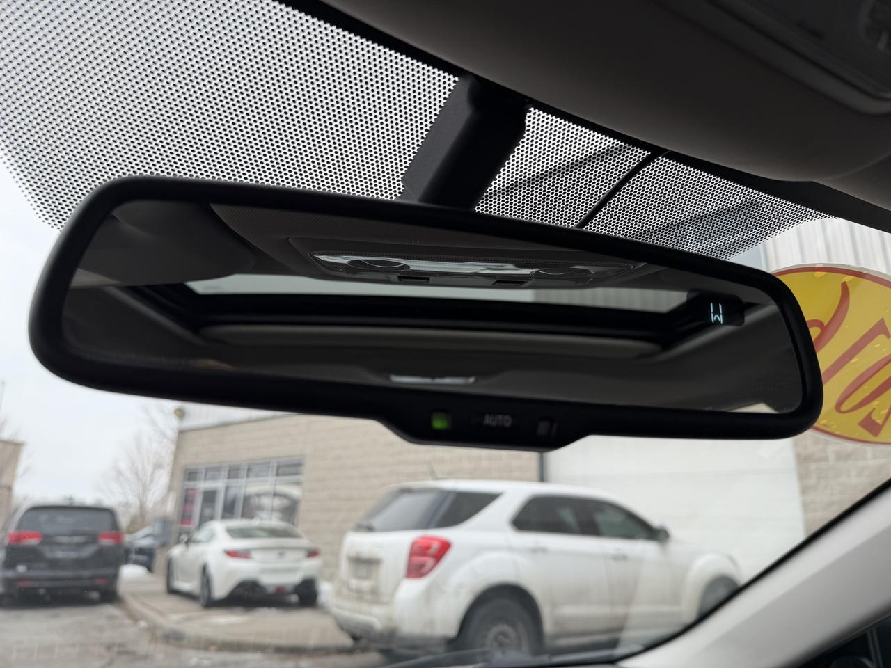 2016 Toyota Corolla S - AUTO, LEATHER, SUNROOF, HEATED SEATS, PWR SEAT Photo32