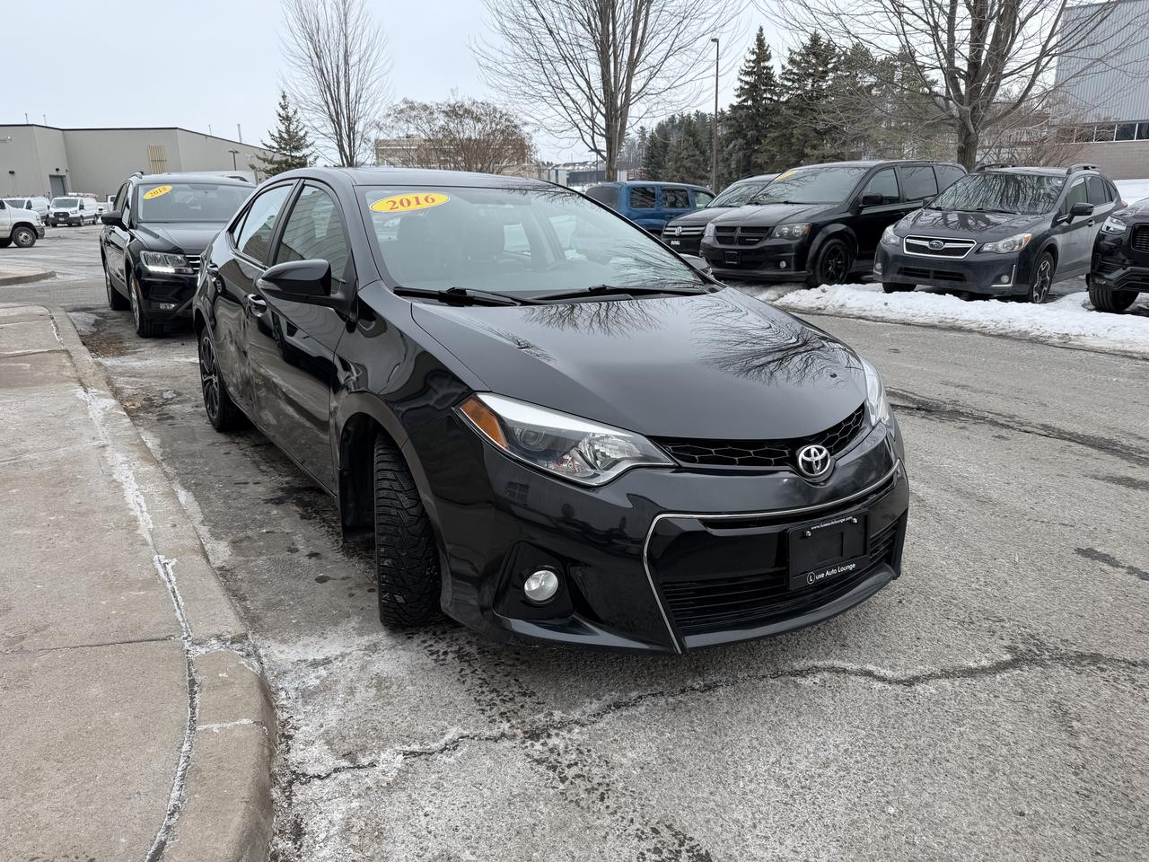 2016 Toyota Corolla S - AUTO, LEATHER, SUNROOF, HEATED SEATS, PWR SEAT Photo10
