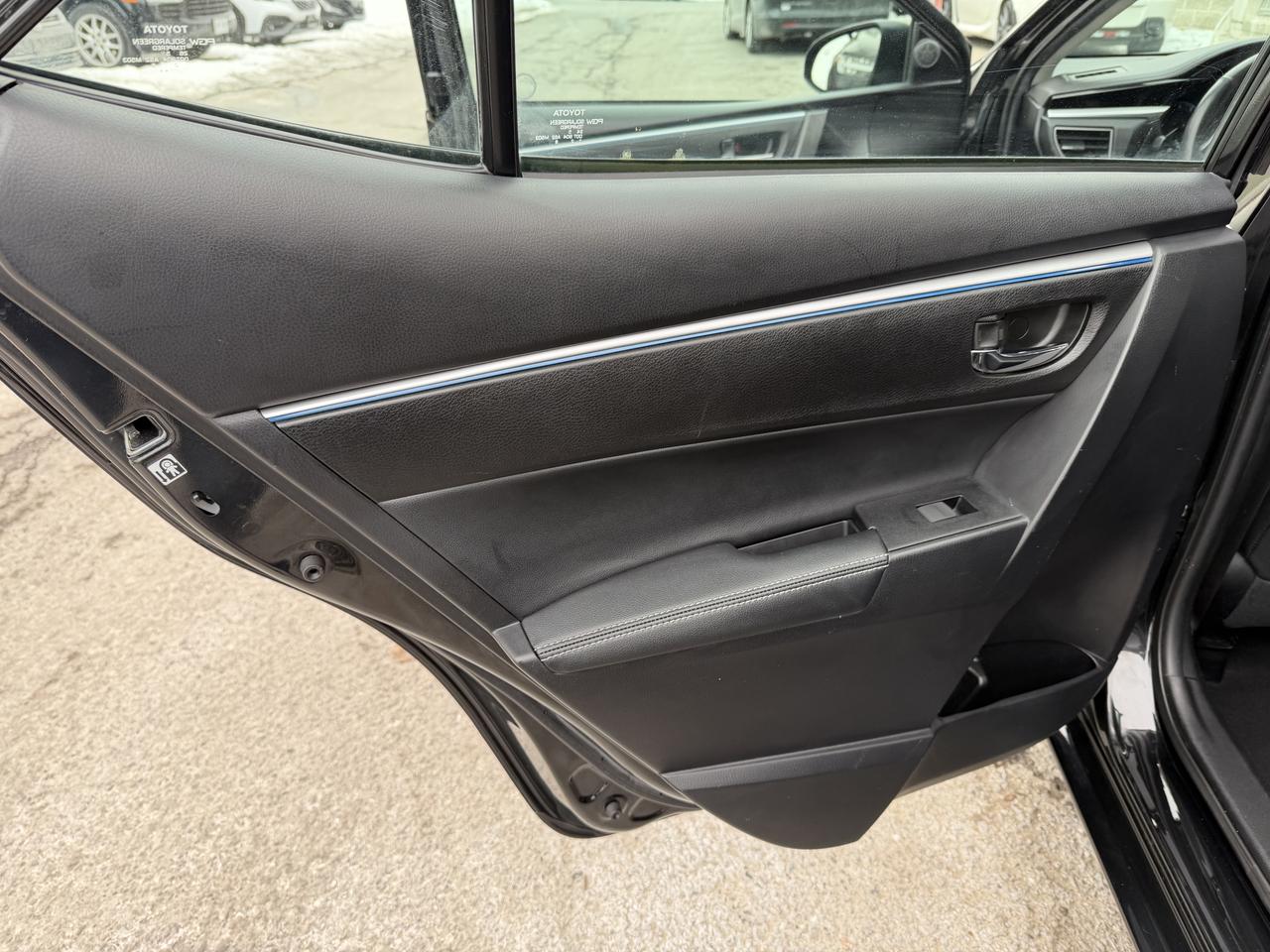 2016 Toyota Corolla S - AUTO, LEATHER, SUNROOF, HEATED SEATS, PWR SEAT Photo73