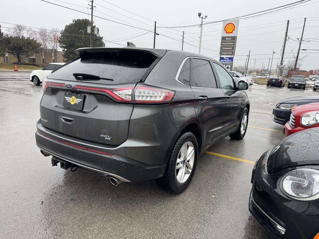 2015 Ford Edge SEL Photo
