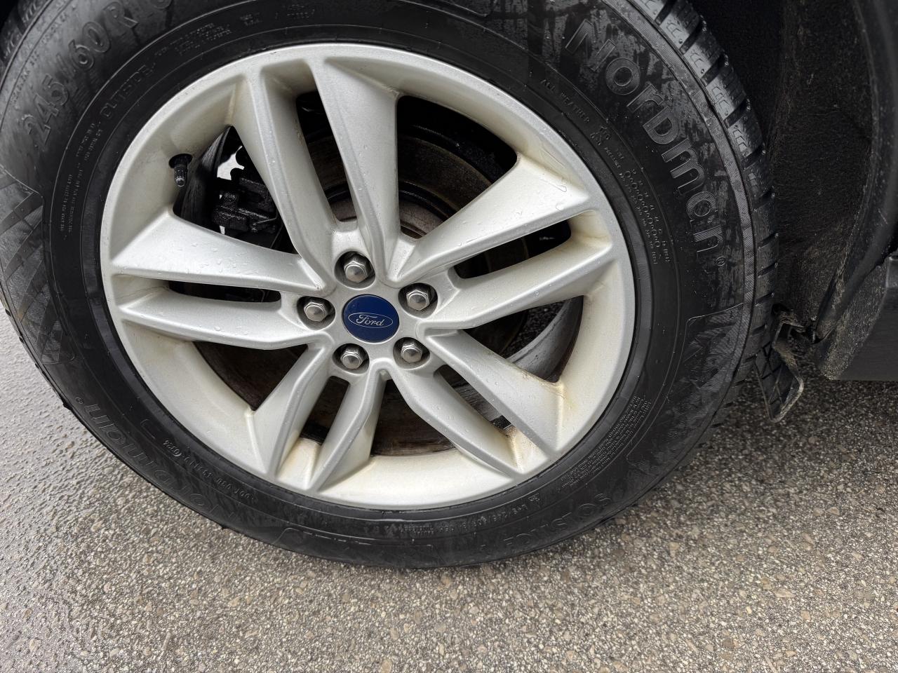 2015 Ford Edge SEL Photo