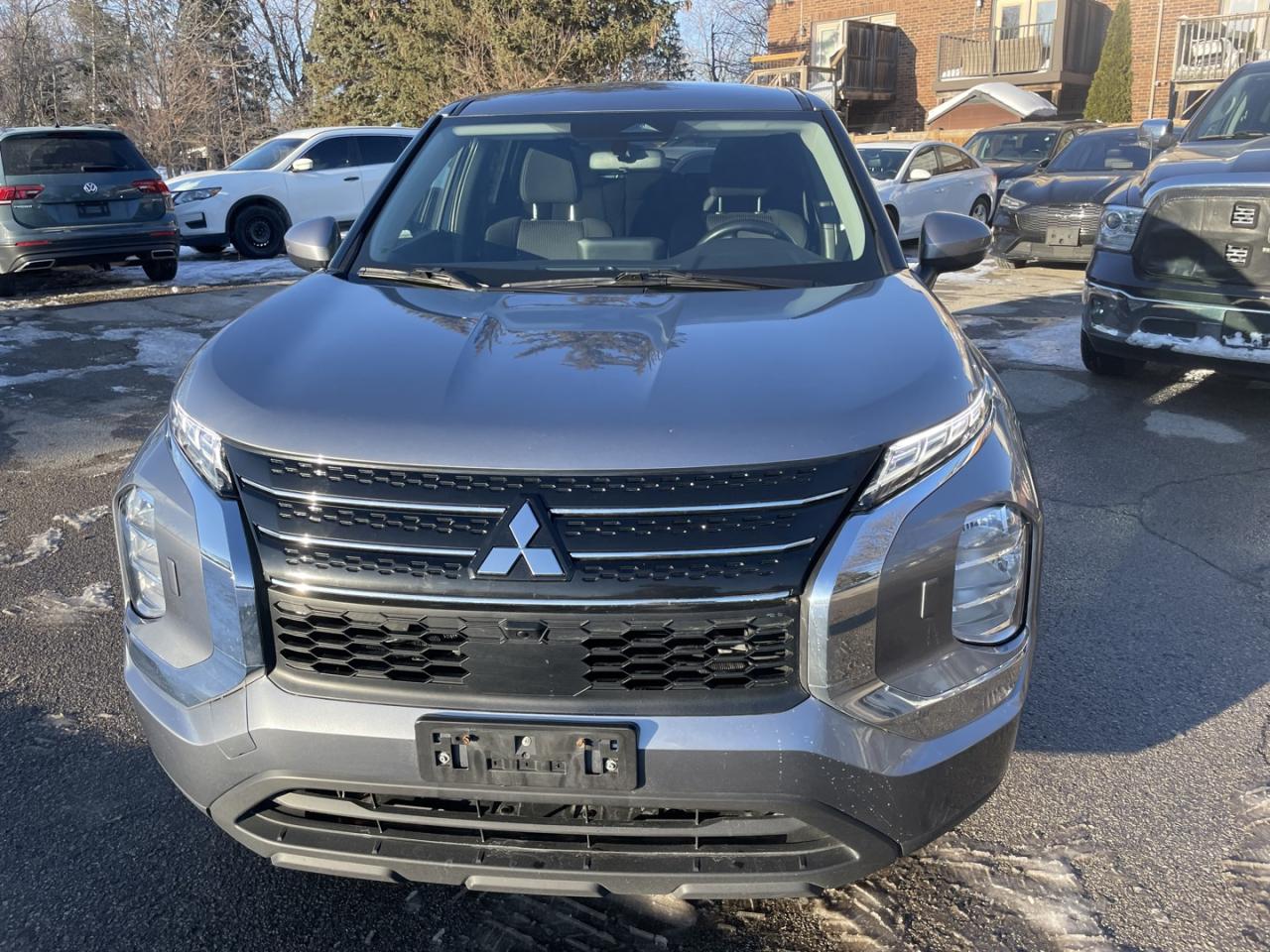 2023 Mitsubishi Outlander Phev ES AWD Photo