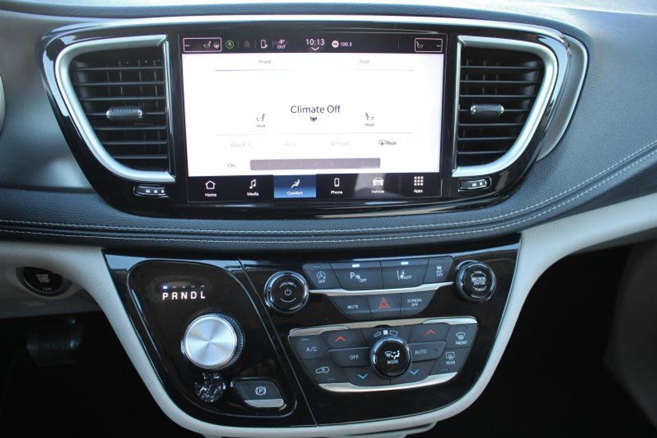 2023 Chrysler Pacifica TouringL*PWR Doors*Heated Leather*CarPlay*Rear Cam Photo