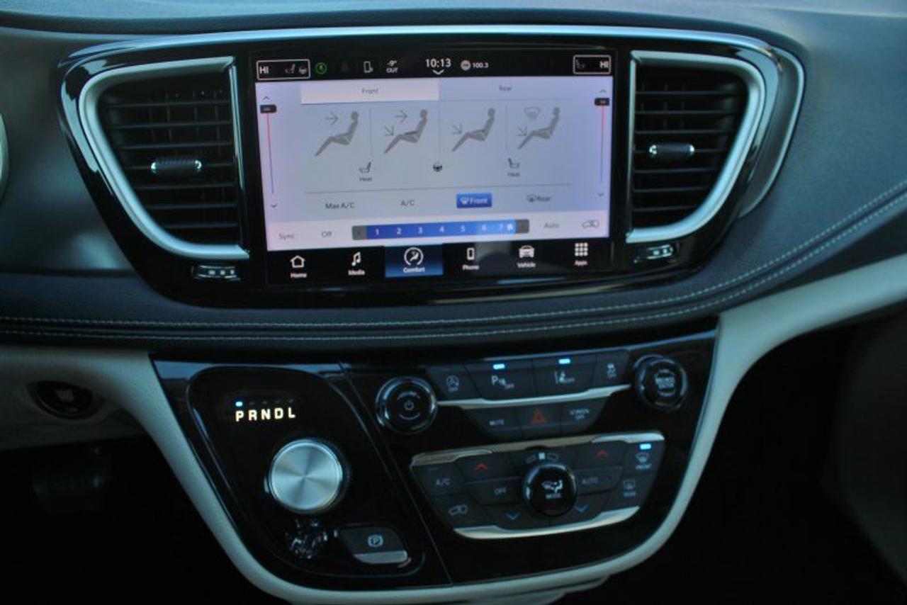 2023 Chrysler Pacifica TouringL*PWR Doors*Heated Leather*CarPlay*Rear Cam Photo