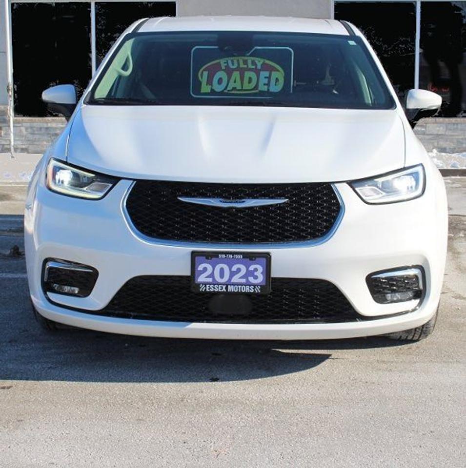 2023 Chrysler Pacifica TouringL*PWR Doors*Heated Leather*CarPlay*Rear Cam Photo