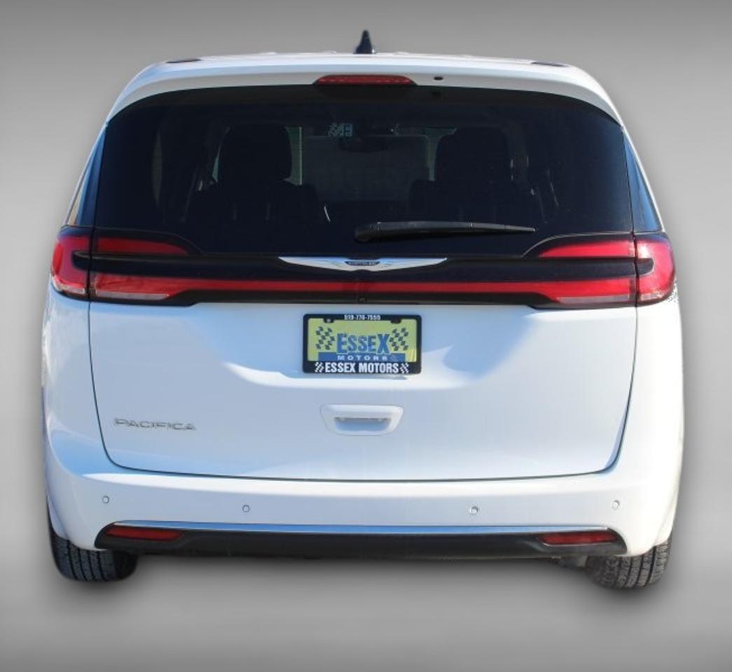 2023 Chrysler Pacifica TouringL*PWR Doors*Heated Leather*CarPlay*Rear Cam Photo