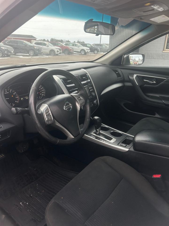 2015 Nissan Altima 2.5 S Photo