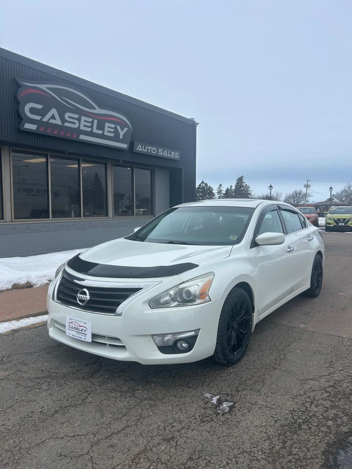 2015 Nissan Altima 2.5 S Photo0