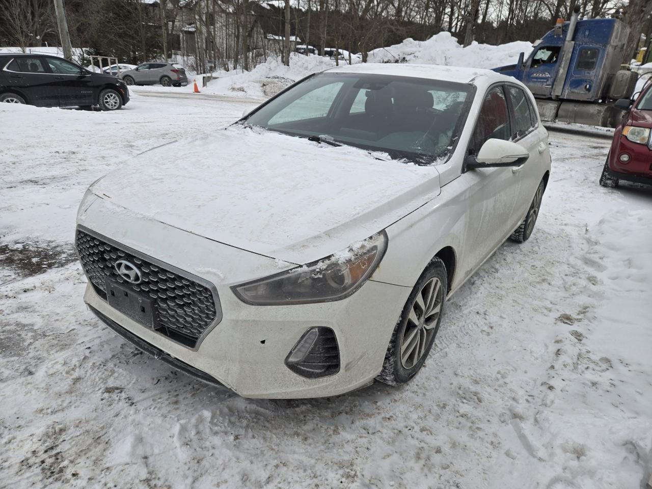2018 Hyundai Elantra GT GL Photo0