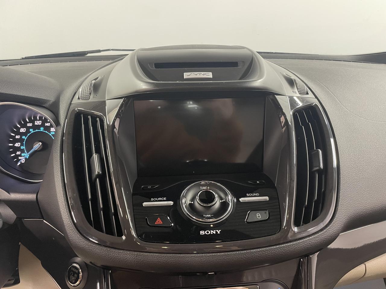 2016 Ford Escape 4WD 4DR TITANIUM Photo