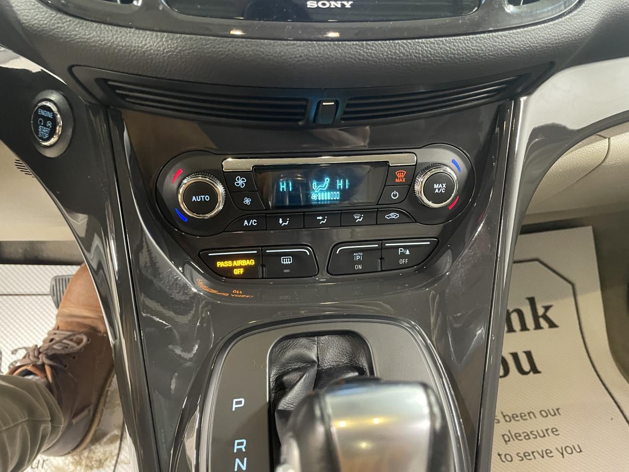 2016 Ford Escape 4WD 4DR TITANIUM Photo