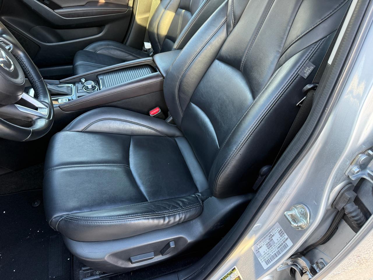 2018 Mazda MAZDA3 TOURING LOW KM's..NO ACCIDENTS.LEATHER.CERTIFIED ! Photo