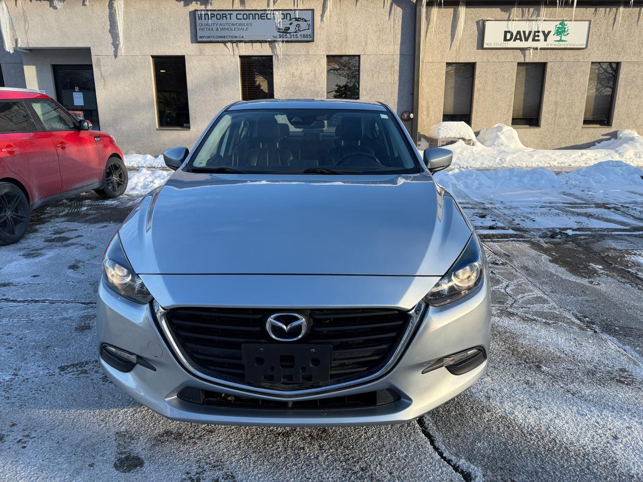 2018 Mazda MAZDA3 TOURING LOW KM's..NO ACCIDENTS.LEATHER.CERTIFIED ! Photo