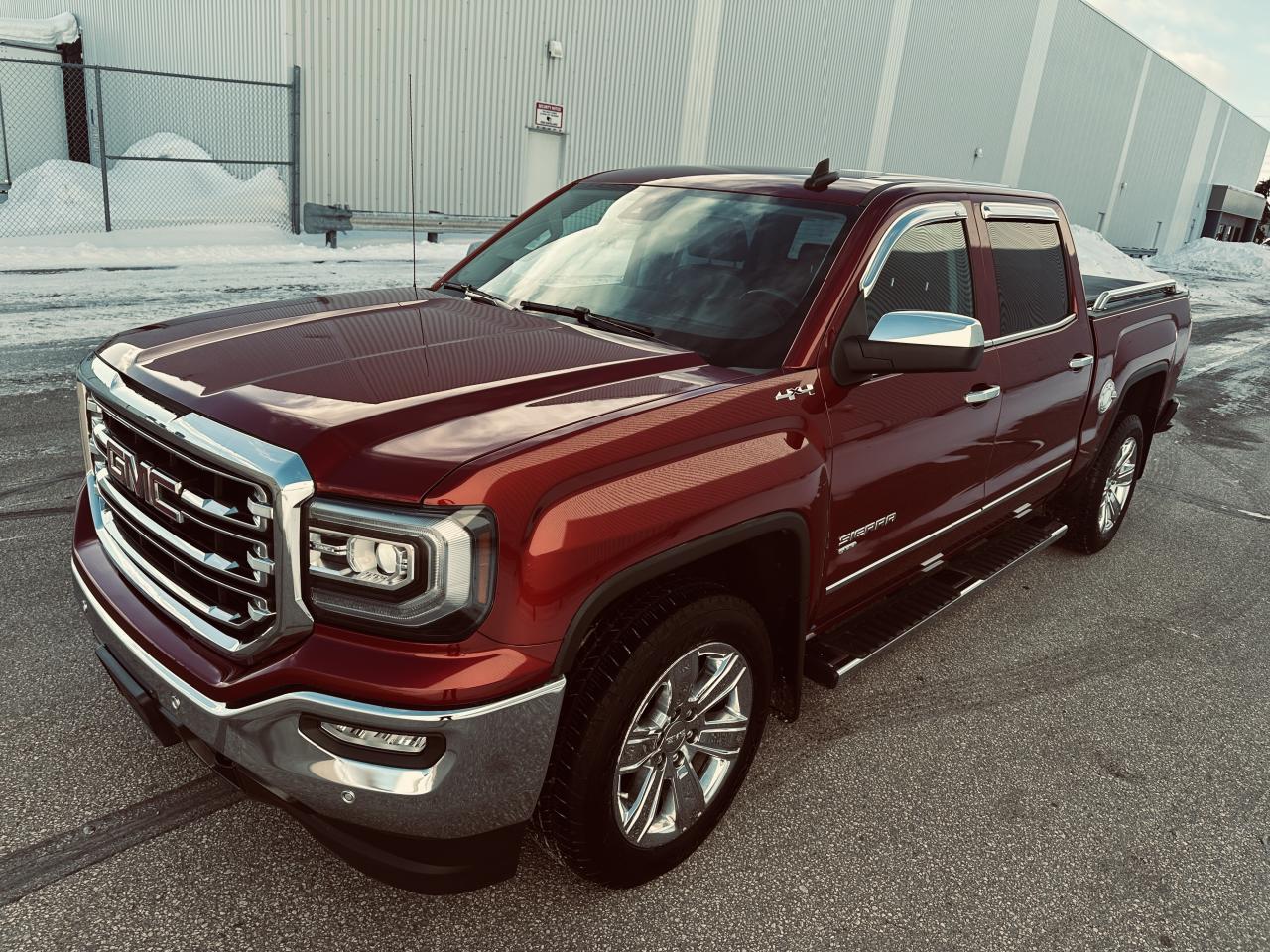 2018 GMC Sierra 1500 Crew Cab SLT  4WD Premium Paint -Loaded Photo0
