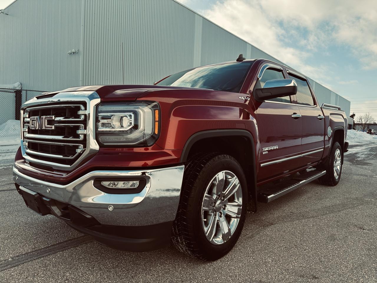 2018 GMC Sierra 1500 Crew Cab SLT  4WD Premium Paint -Loaded Photo2