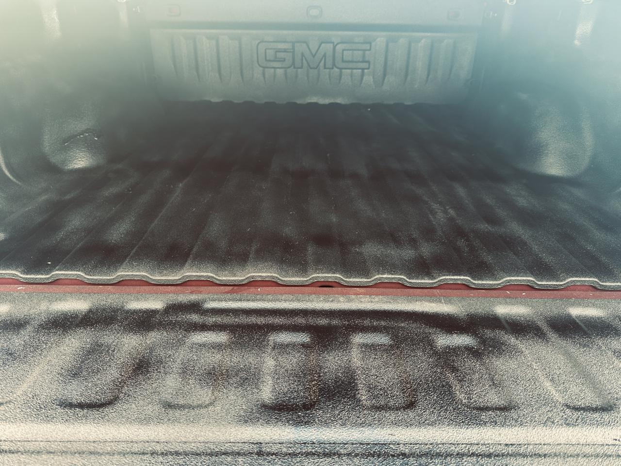 2018 GMC Sierra 1500 Crew Cab SLT  4WD Premium Paint -Loaded Photo