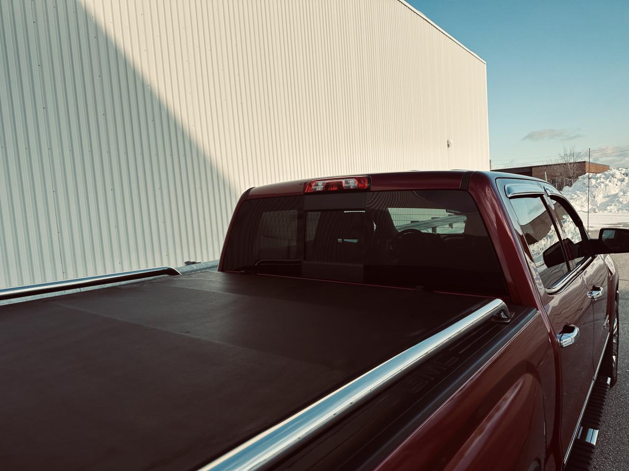 2018 GMC Sierra 1500 Crew Cab SLT  4WD Premium Paint -Loaded Photo