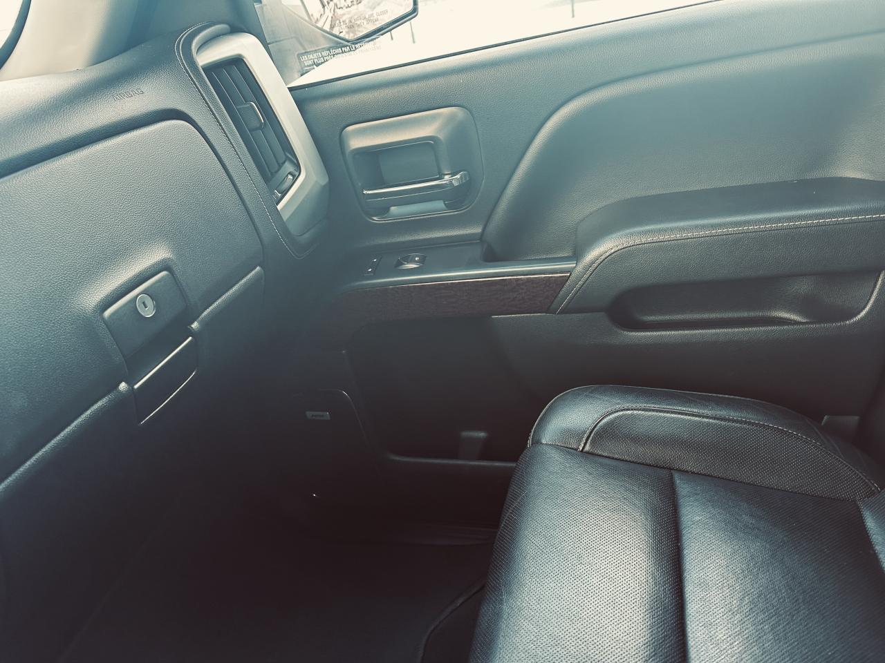 2018 GMC Sierra 1500 Crew Cab SLT  4WD Premium Paint -Loaded Photo