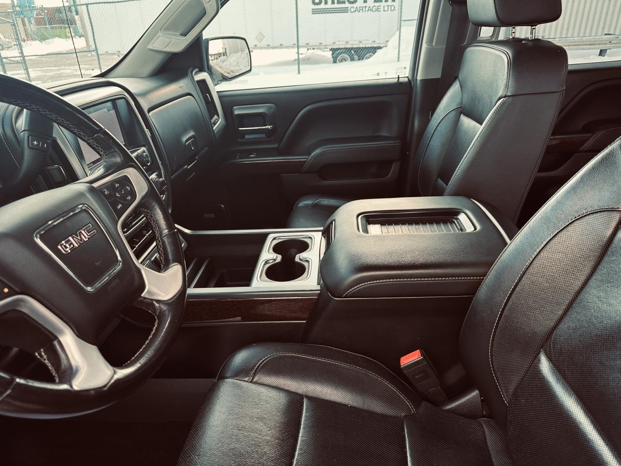 2018 GMC Sierra 1500 Crew Cab SLT  4WD Premium Paint -Loaded Photo