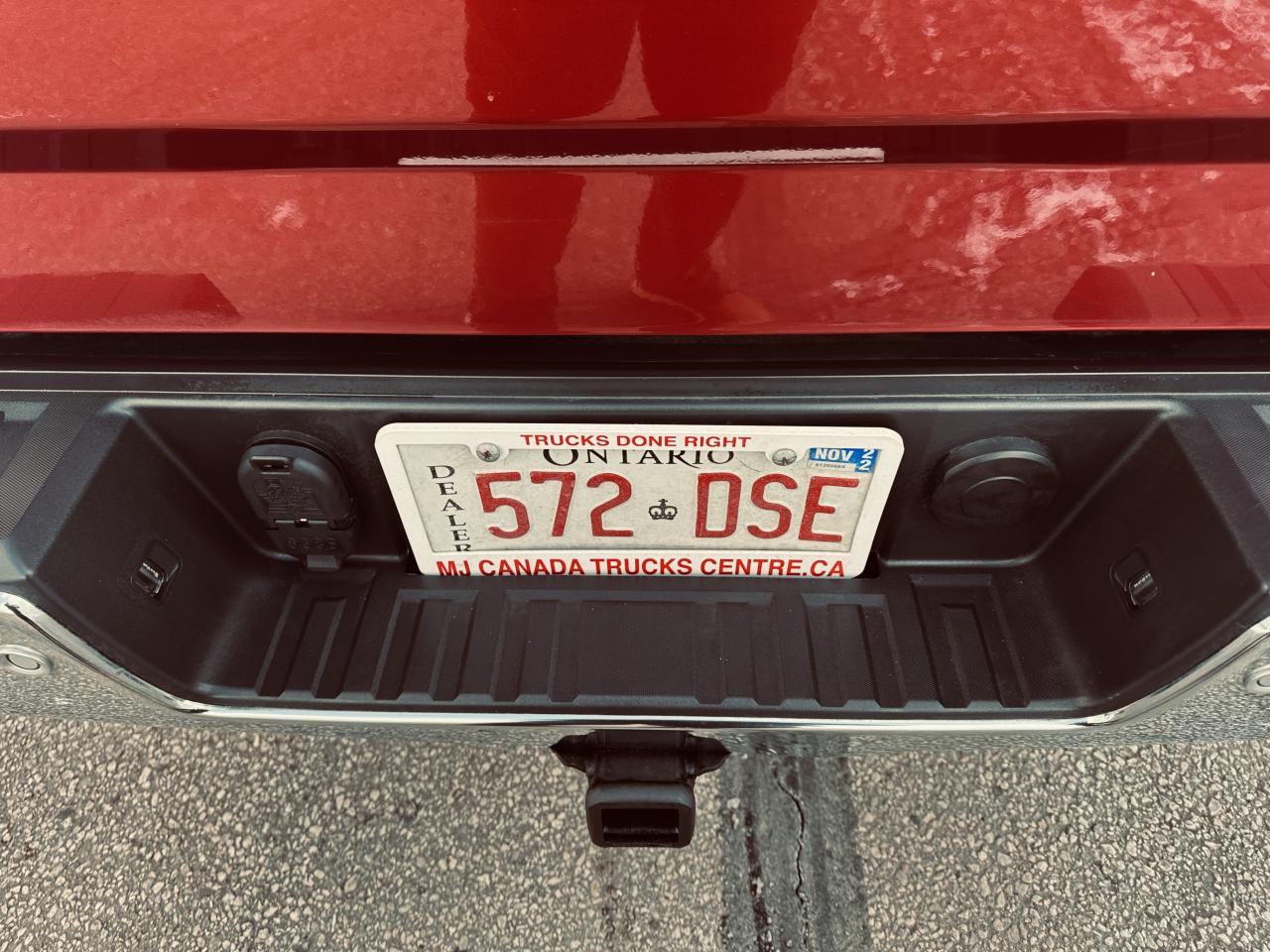 2018 GMC Sierra 1500 Crew Cab SLT  4WD Premium Paint -Loaded Photo