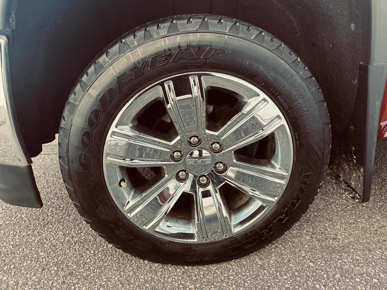 2018 GMC Sierra 1500 Crew Cab SLT  4WD Premium Paint -Loaded Photo