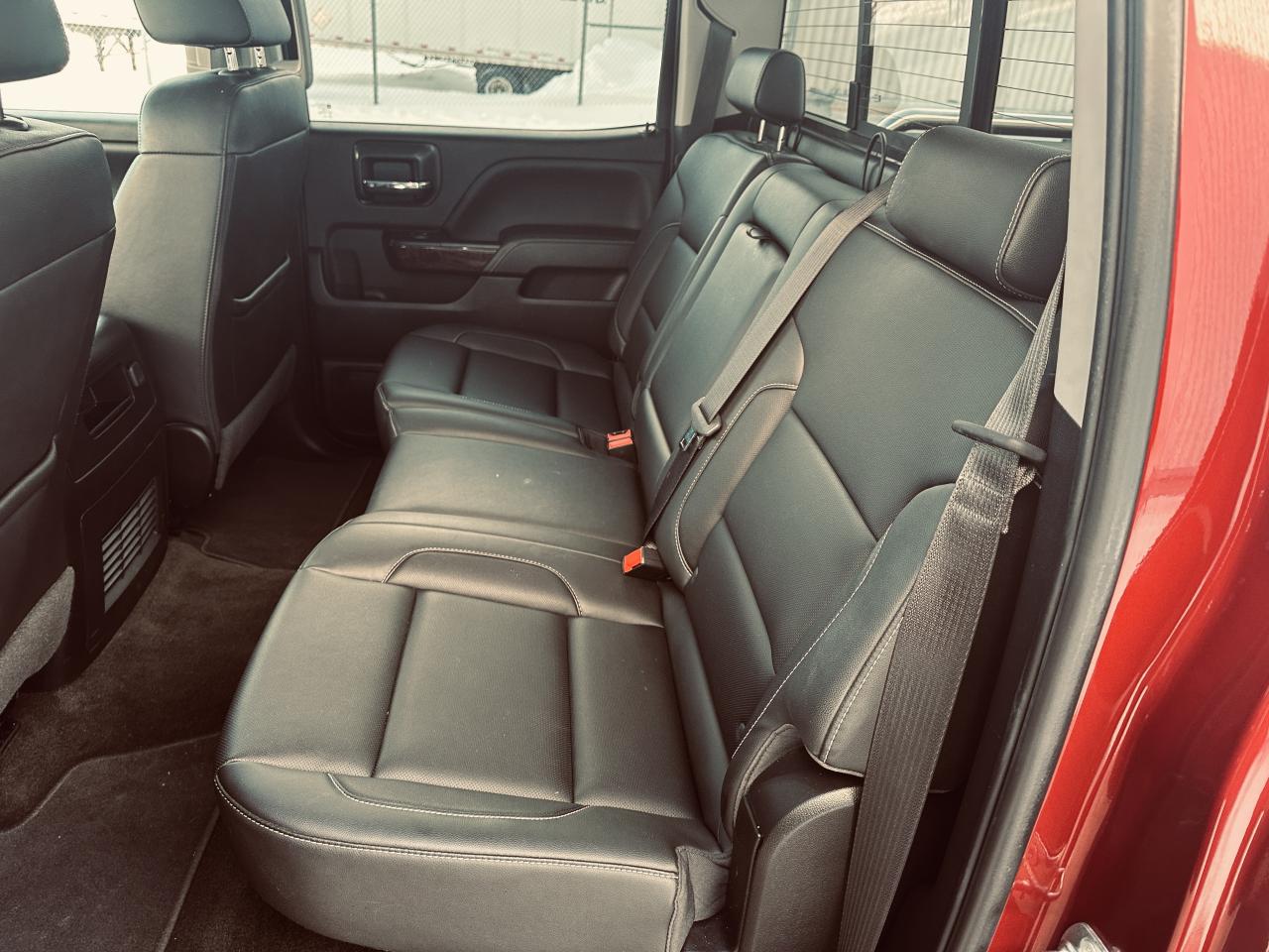 2018 GMC Sierra 1500 Crew Cab SLT  4WD Premium Paint -Loaded Photo