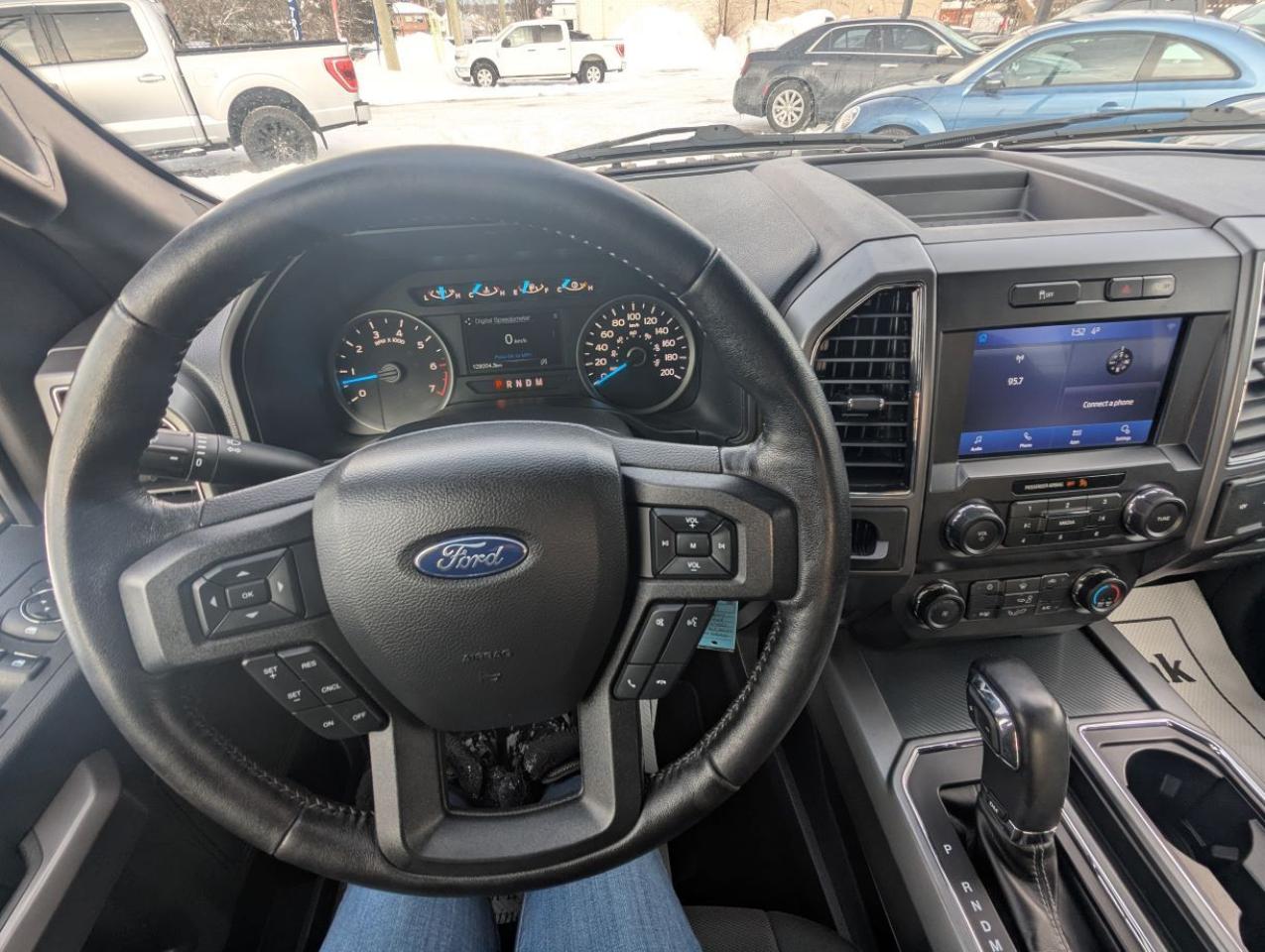 2019 Ford F-150 XLT WITH BACK RACK & HARD TONNEAU COVER!! Photo
