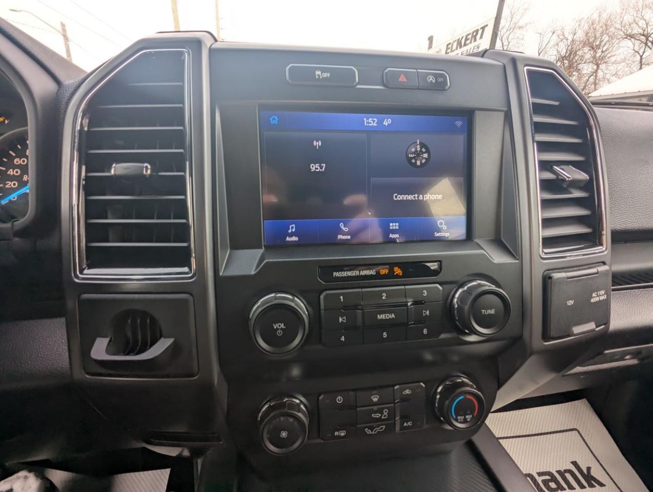 2019 Ford F-150 XLT WITH BACK RACK & HARD TONNEAU COVER!! Photo