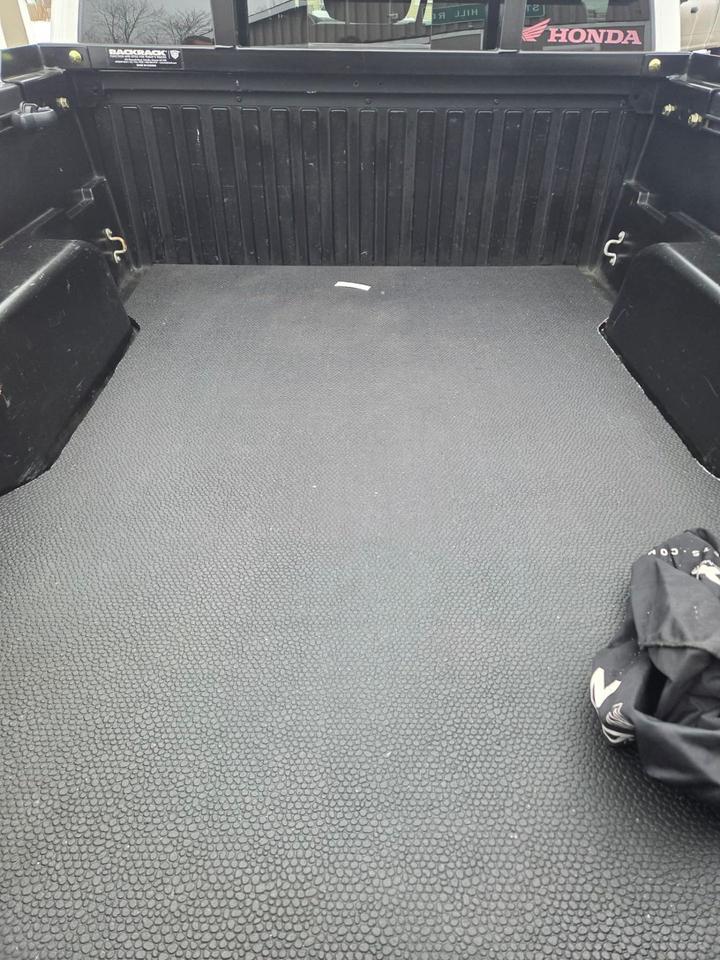 2018 Toyota Tacoma SR5 - Photo #17