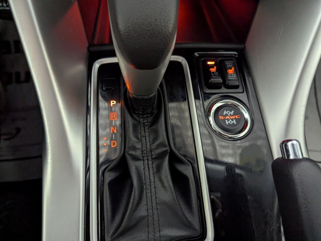 2022 Mitsubishi Eclipse Cross ES S-AWC WITH HD RADIO!! Photo